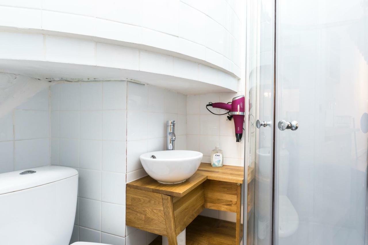 Charming 20M² Near Le Marais Paris Exterior photo